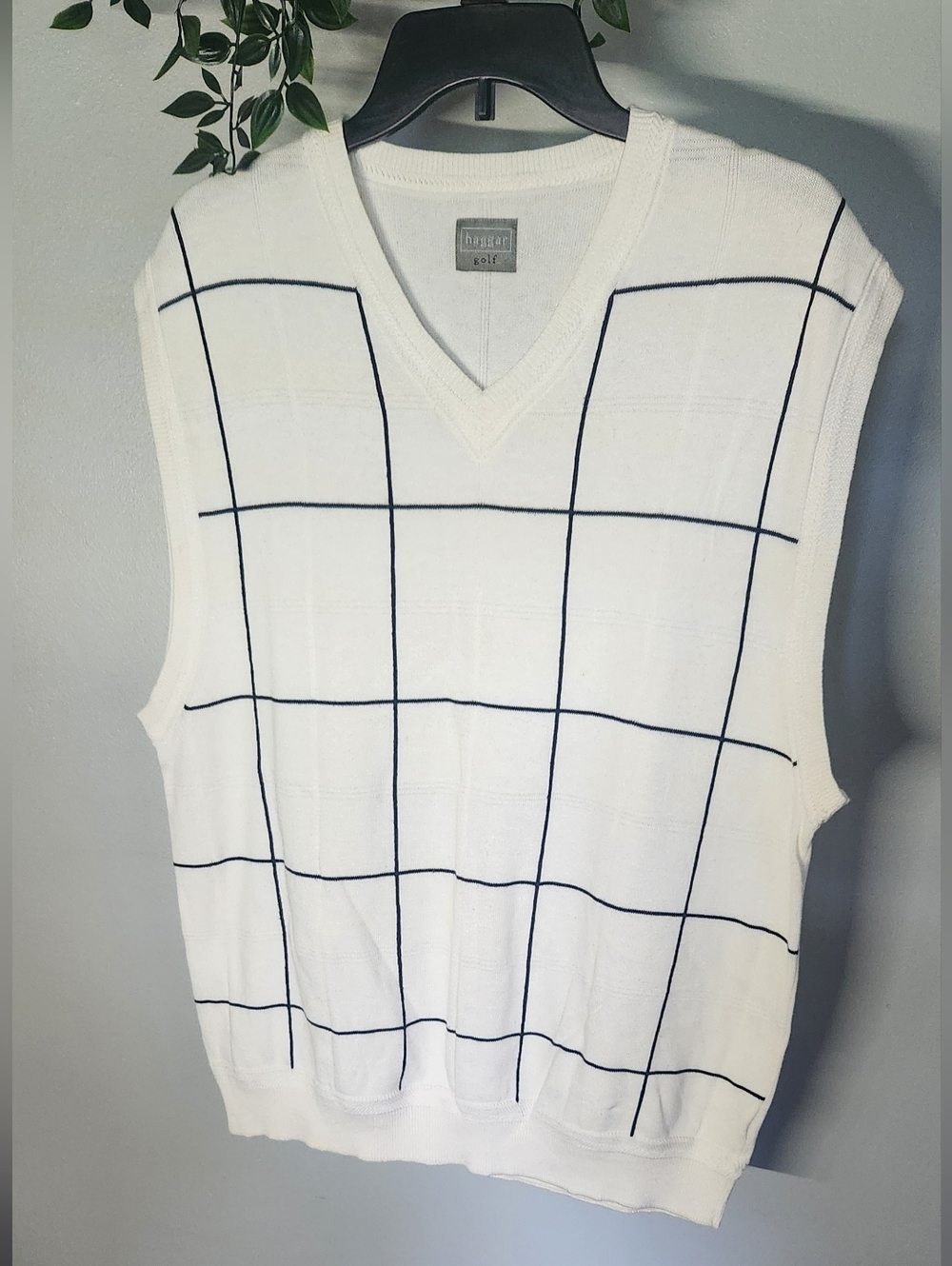 Haggar Golf V-Neck Knit Vest